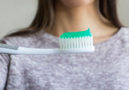 La importancia de cepillarse los dientes dos veces al día para la salud y el bienestar en general